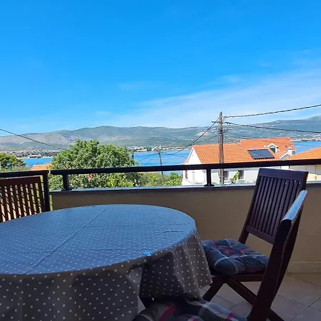 Sime Apartment Trogir