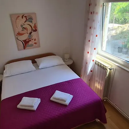Sime Apartment *